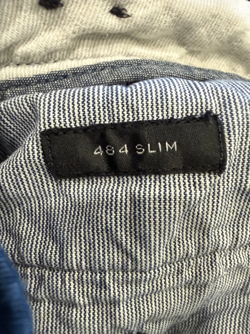 Men’s J. Crew Navy 484 Slim Straight Chinos